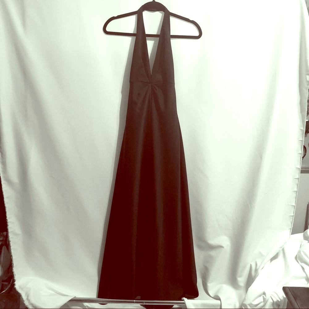 Black backless lined gown.
